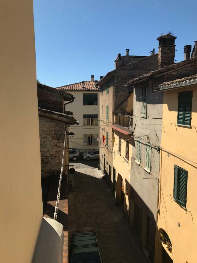 Le Deja Vue Lägenhet Città di Castello Exteriör bild
